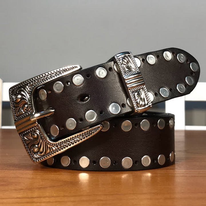 Cinturón de cuero con tachuelas y remaches redondos de dos filas de estilo occidental.