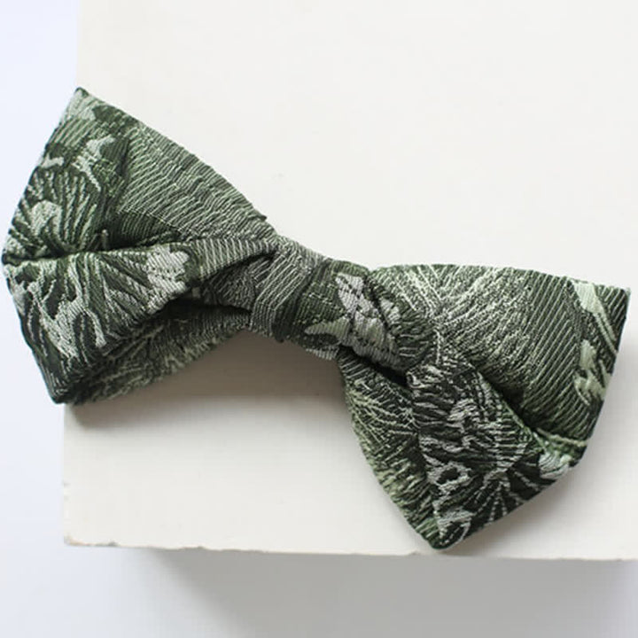 Pajarita con estampado floral en verde mar de tamaño mediano para hombre
