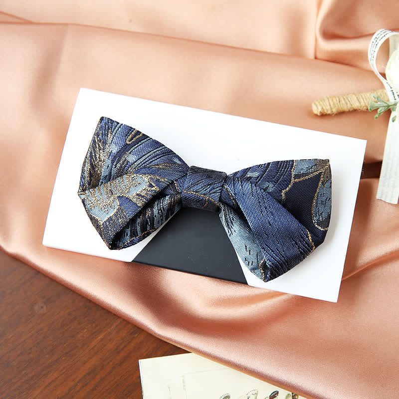Pajarita de jacquard con estampado floral azul y dorado brillante para hombre