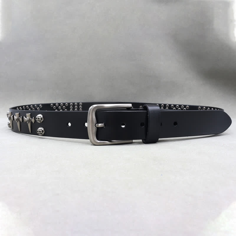 Cinturón de cuero con tachuelas estilo punk rock de tres filas con diseño de cruz y calavera
