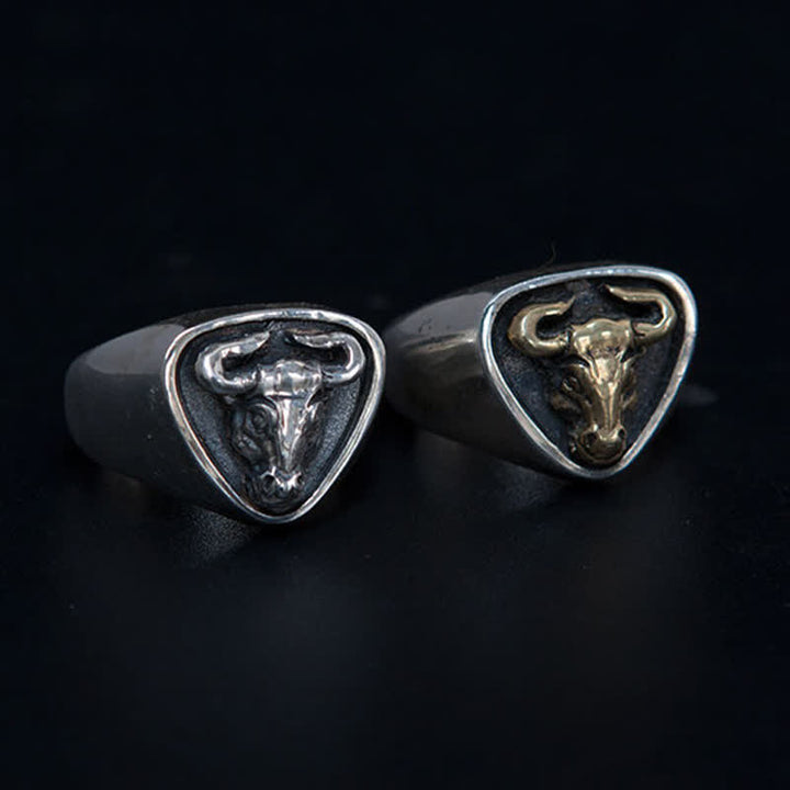 Anillo ajustable con apertura de tótem de caballo y toro de roca dominante para hombre