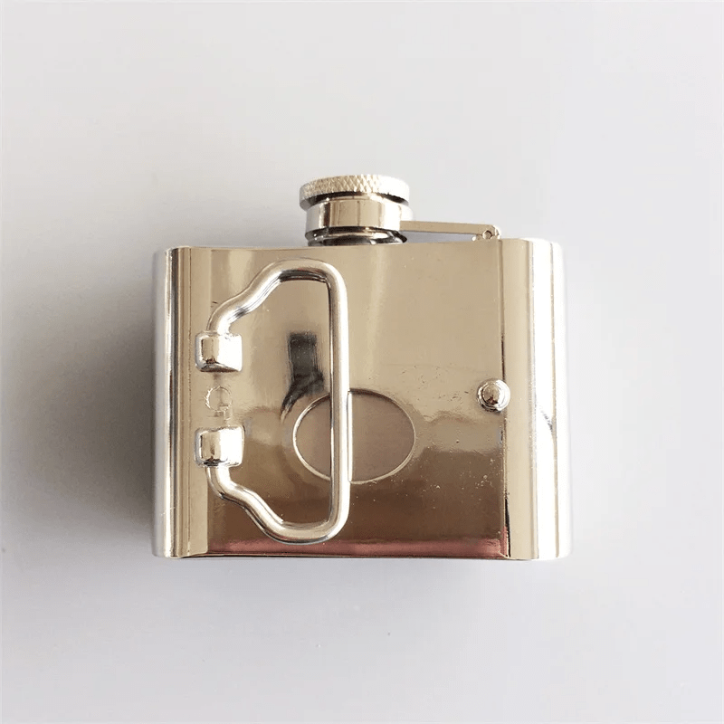 Cinturón de cuero con águila voladora de 2 oz para hombre, con frasco oculto, hecho a mano