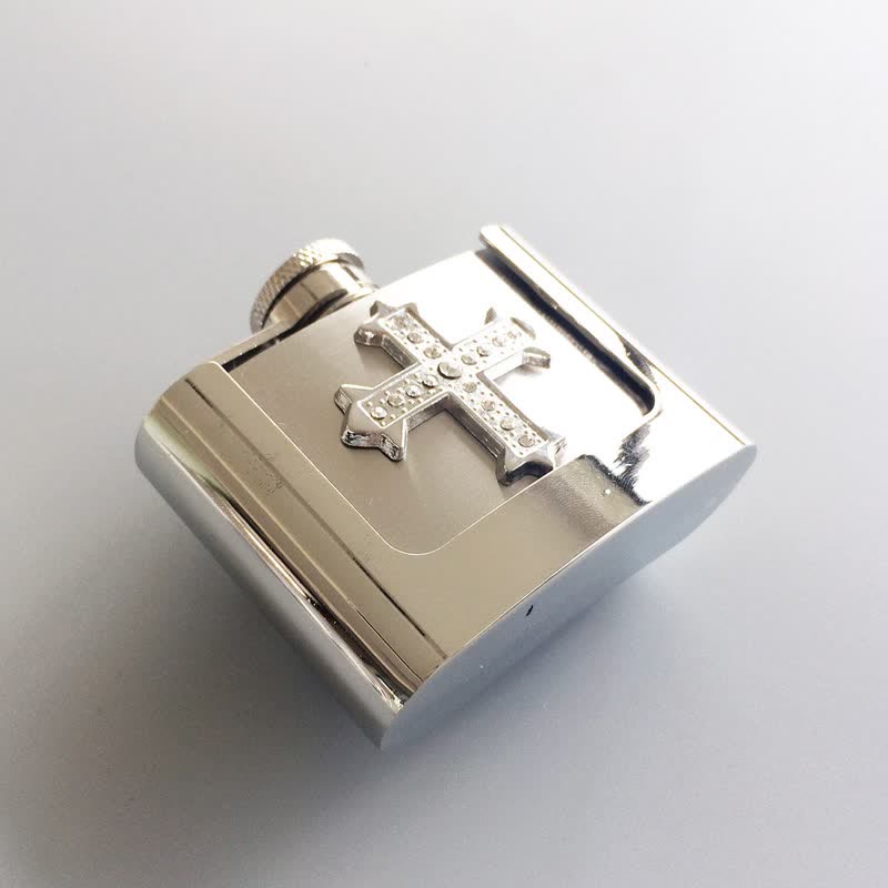 Cinturón de cuero con diamantes de imitación en forma de cruz de 2 oz para hombre, con frasco oculto, hecho a mano