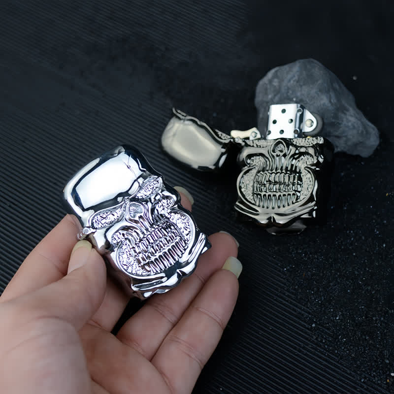 Encendedor de quesoseno recargable retro resistente con forma de calavera y armadura