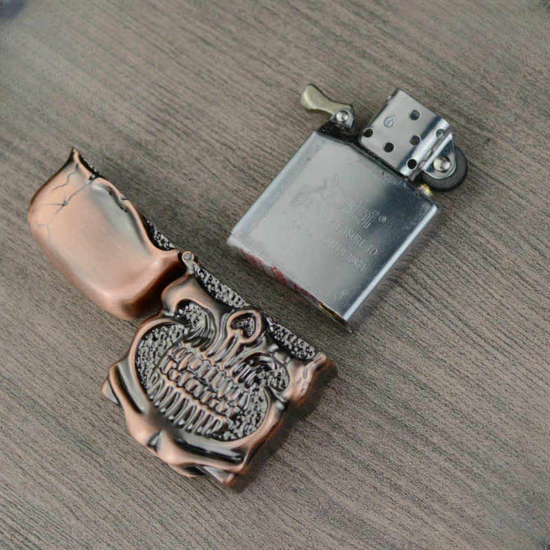 Encendedor de quesoseno recargable retro resistente con forma de calavera y armadura