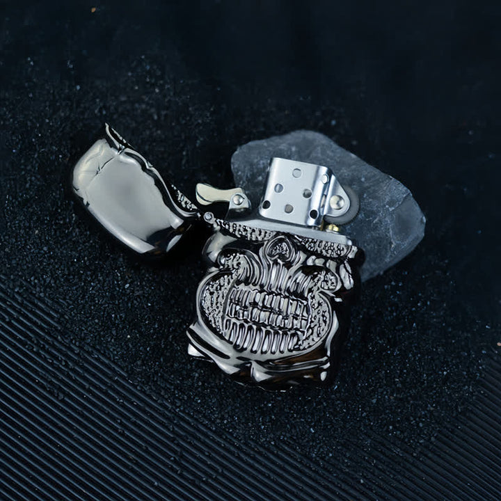 Encendedor de quesoseno recargable retro resistente con forma de calavera y armadura