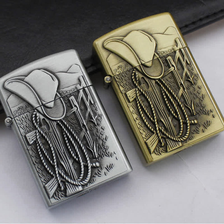 Encendedor de butano recargable con sombrero de vaquero y escena del oeste - image 3