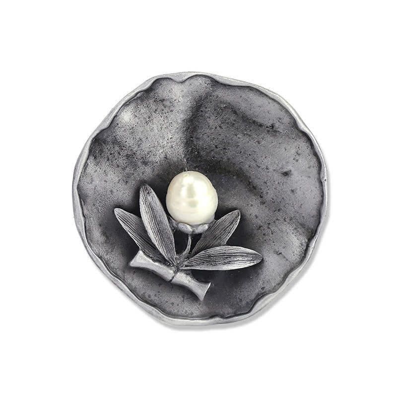 Broche retro redondo de bambú con decoración de perlas para mujer