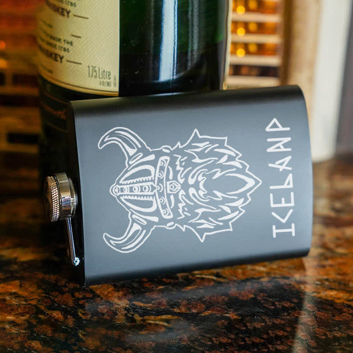 Termo portátil de acero inoxidable con patrón láser Viking Iceland de 3 a 8 oz