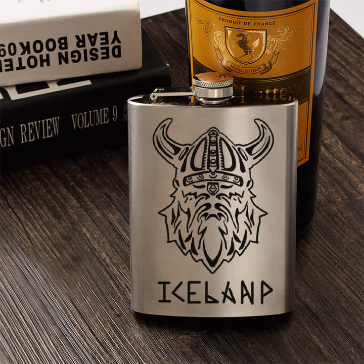 Termo portátil de acero inoxidable con patrón láser Viking Iceland de 3 a 8 oz