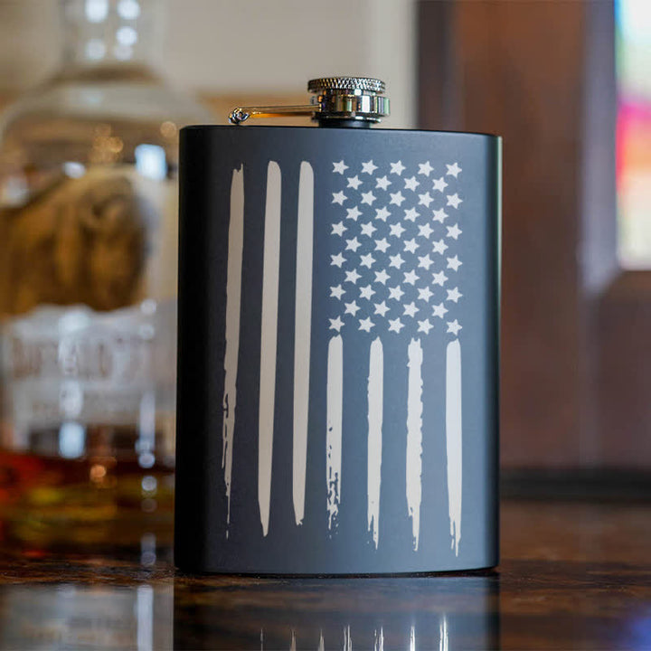 Termo portátil de acero inoxidable con diseño láser de la bandera estadounidense de 3 a 8 oz