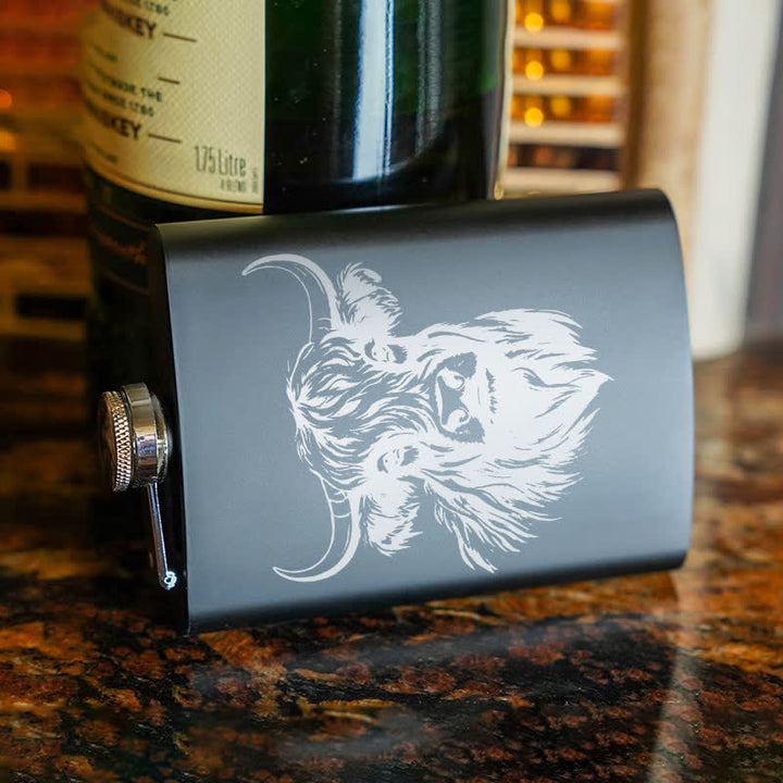 Termo portátil de acero inoxidable con diseño láser Yak Bull de 3-8 oz