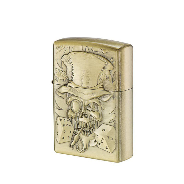 Encendedor de queroseno recargable de bronce con forma de calavera y dados del Joker