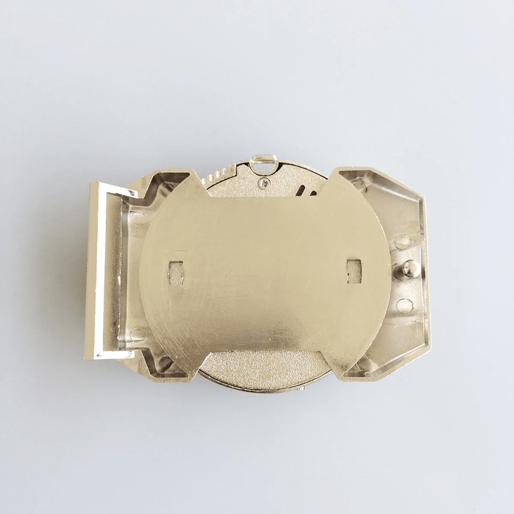 Cinturón de cuero de bronce con diamantes de imitación y encendedor oculto para hombre