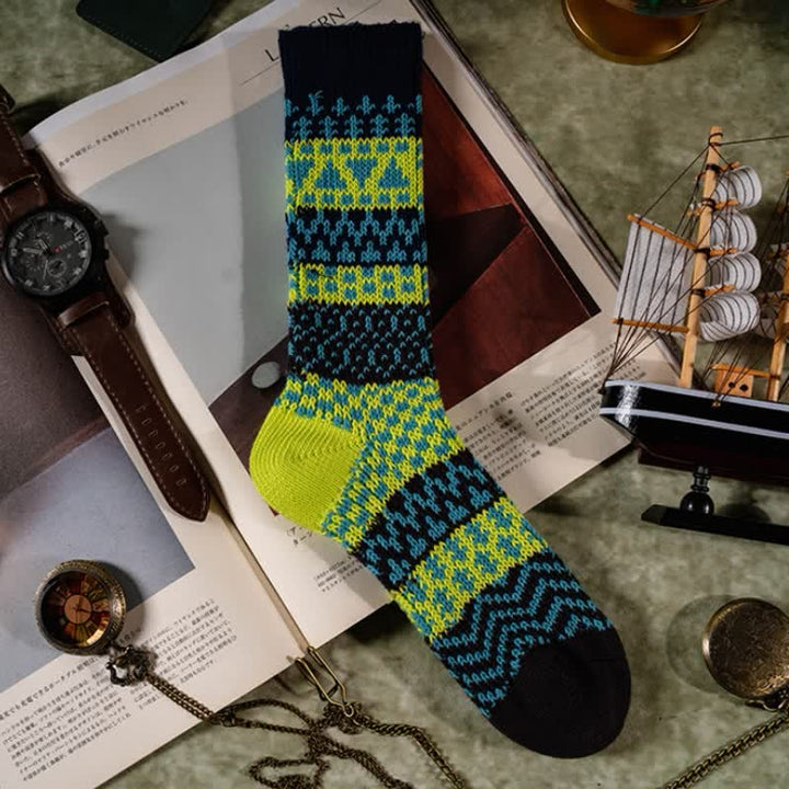 Calcetines de algodón a rayas con estampados étnicos coloridos