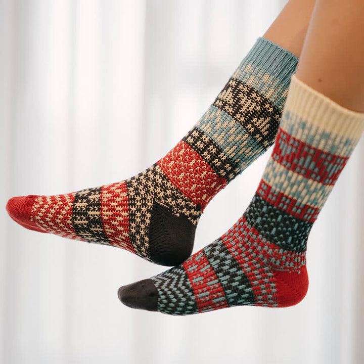 Calcetines de algodón a rayas con estampados étnicos coloridos