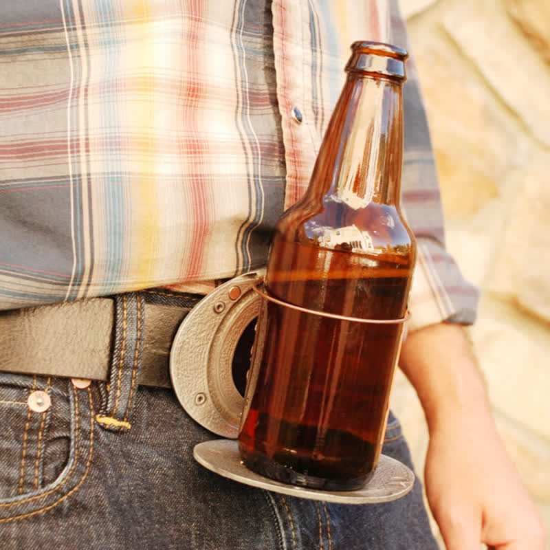 Cinturón de cuero con hebilla para hombre, con diseño creativo de flores grabadas, para llevar cerveza