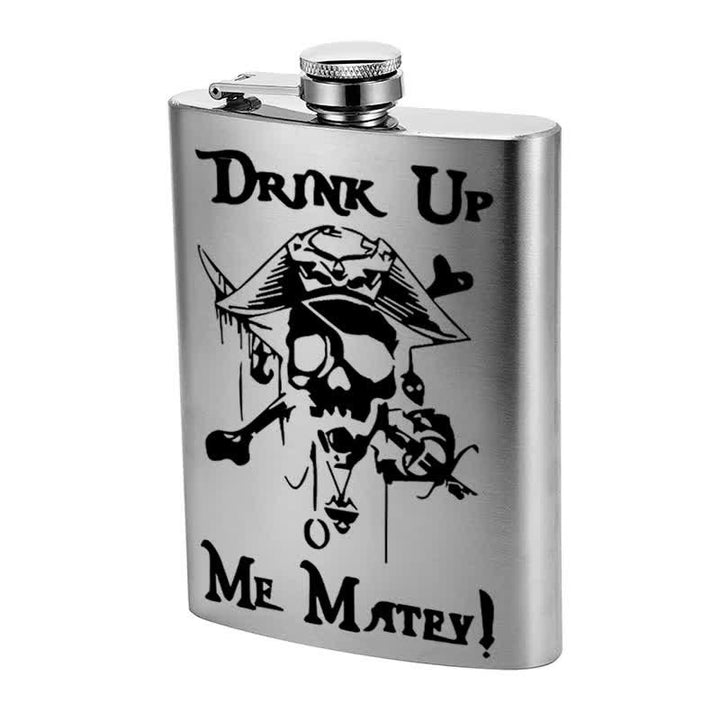 Botella portátil de acero inoxidable con diseño de calavera pirata de 2 a 10 oz con estampado láser