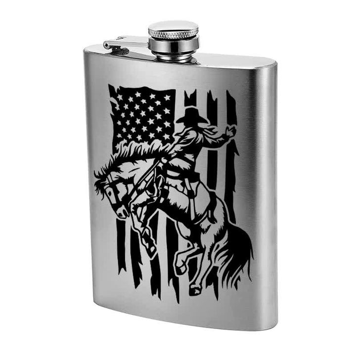 Botella portátil de acero inoxidable con diseño de láser y bandera de EE. UU. para montar a caballo, de 2 a 10 oz