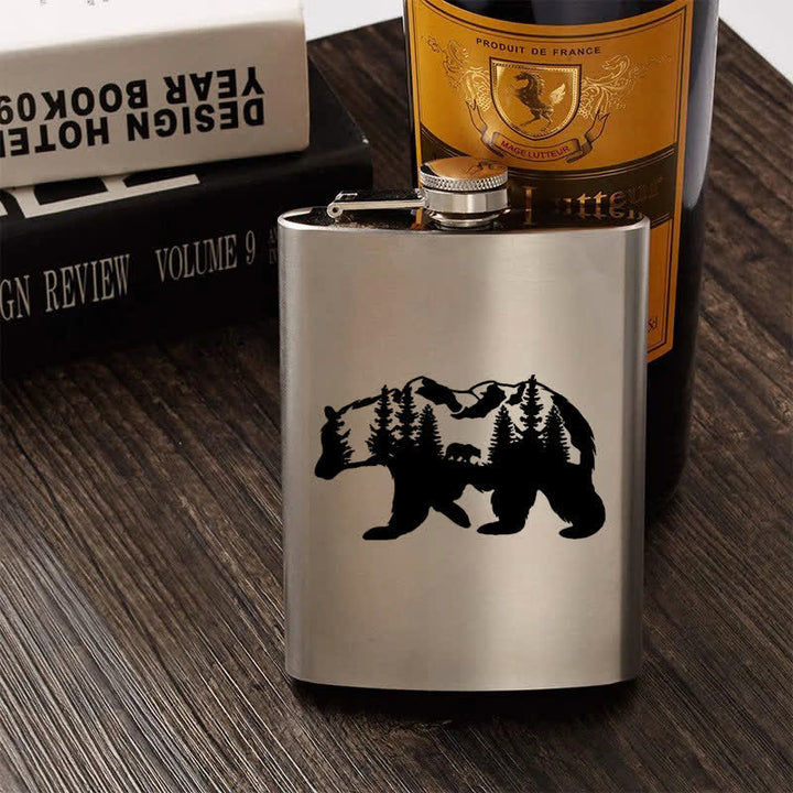 Botella portátil de acero inoxidable con diseño láser de Bear Mountains de 2 a 10 oz
