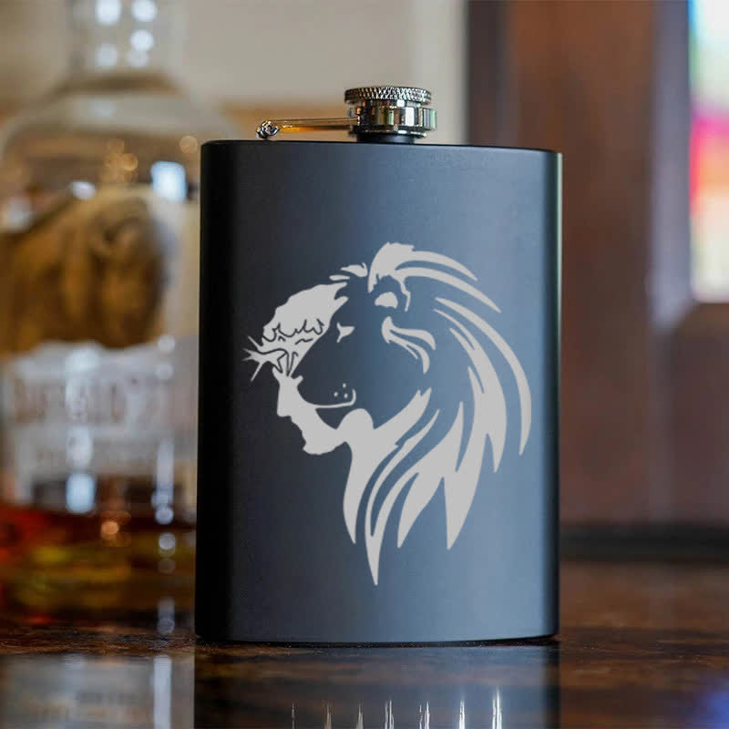 Botella portátil de acero inoxidable con diseño de cabeza de león de Jesucristo de 2 a 10 oz con estampado láser