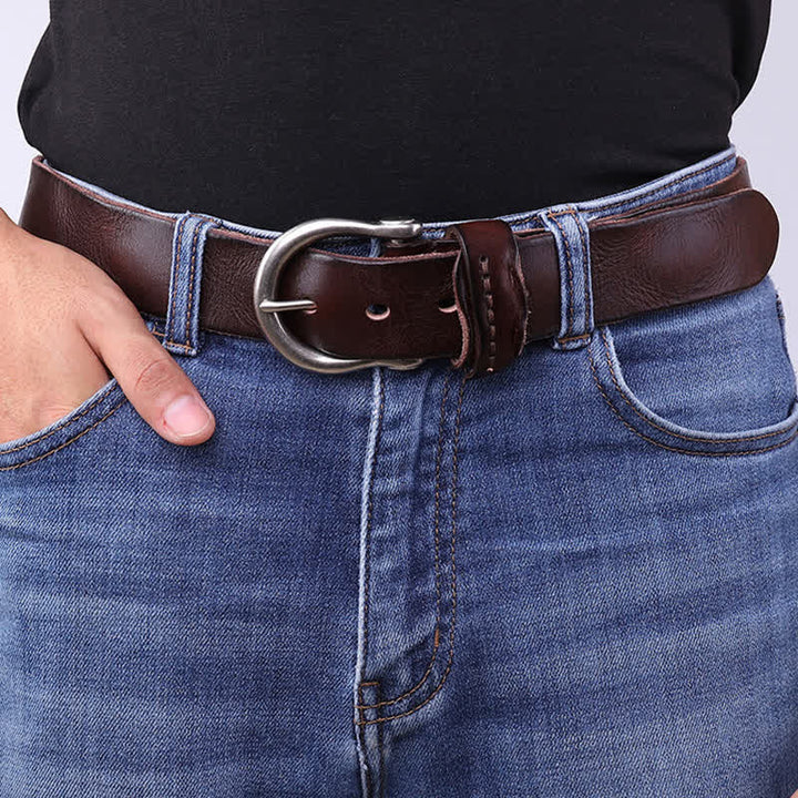 Cinturón de cuero desgastado sencillo y versátil