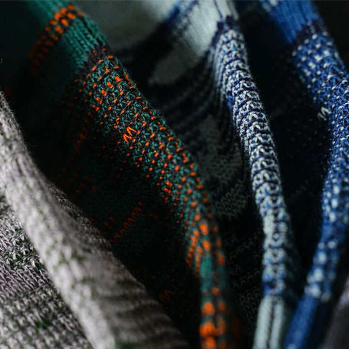 Calcetines de algodón de colores combinados de estilo informal.