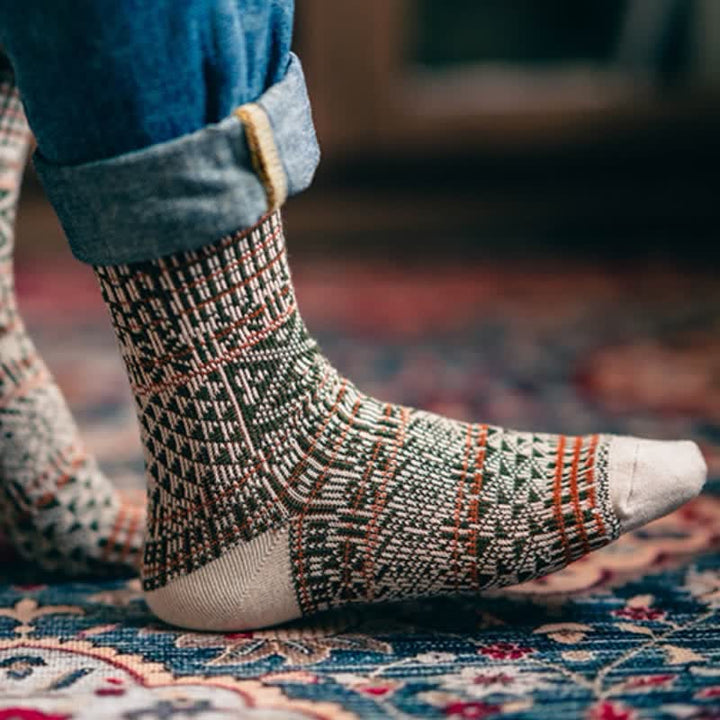 Calcetines de algodón con estampado de líneas de diamantes de colores a la moda