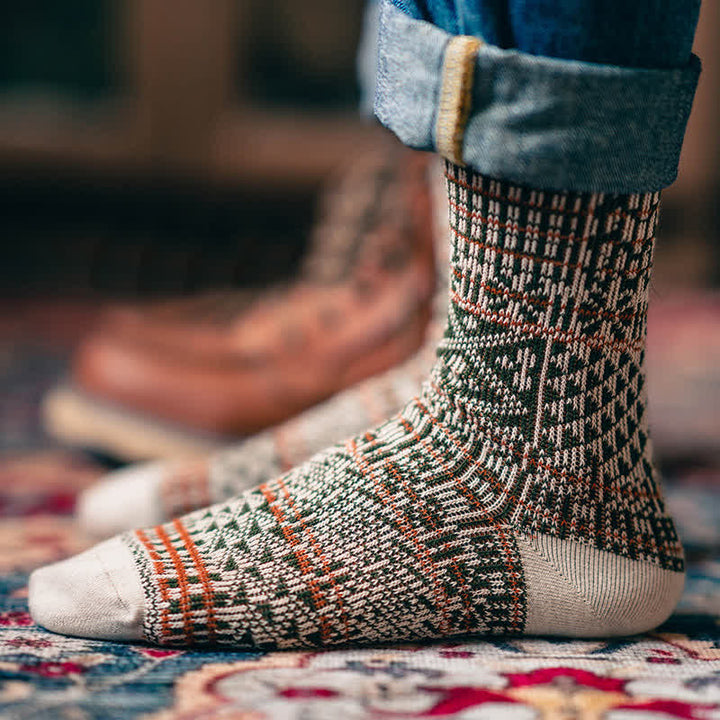 Calcetines de algodón con estampado de líneas de diamantes de colores a la moda