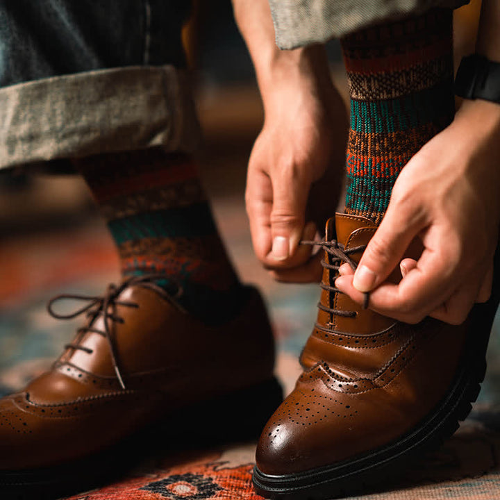 Calcetines de algodón estilo étnico retro con colores vibrantes