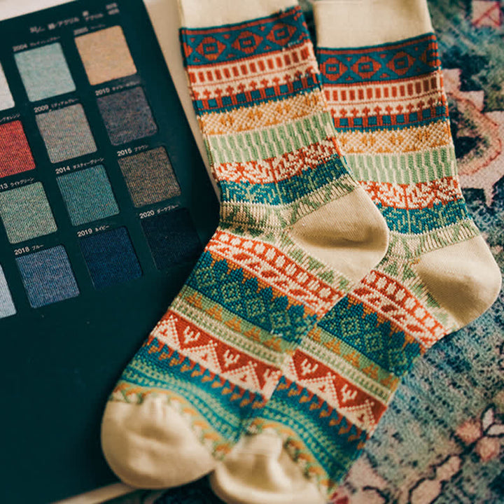 Calcetines de algodón estilo étnico retro con colores vibrantes