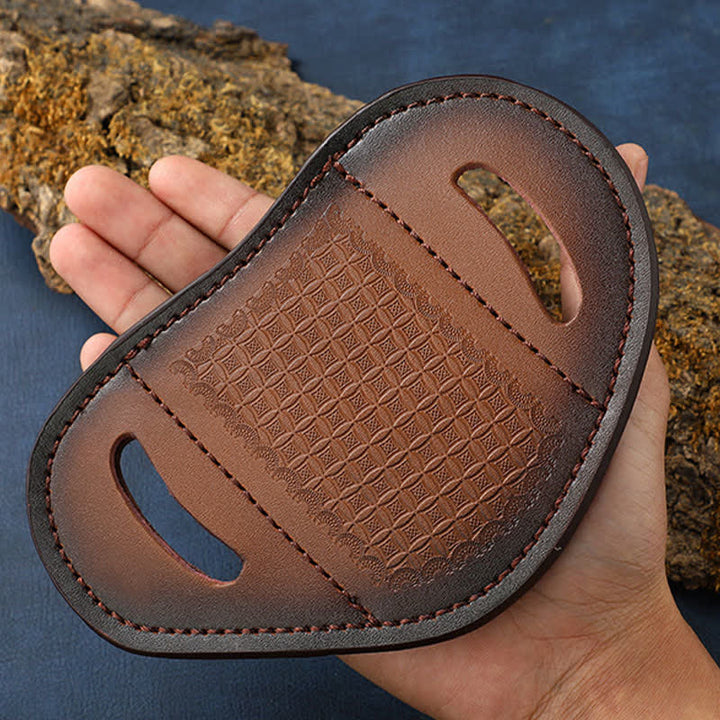 Funda de cuero para cinturón con diseño de tejido en relieve para cuchillo plegable.