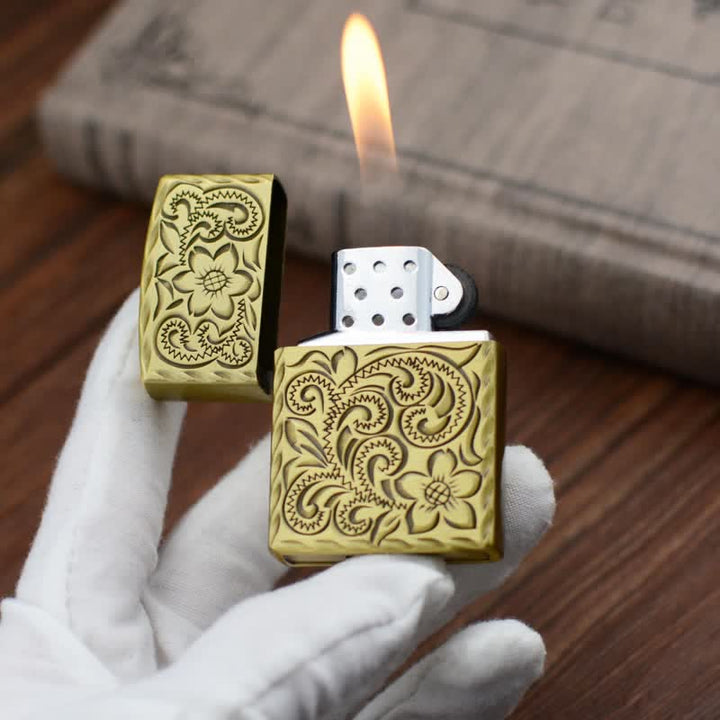 Encendedor de butano recargable con elegante diseño de flores en relieve