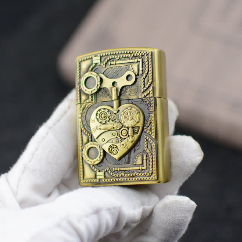 Encendedor de butano recargable con diseño mecánico en relieve en forma de corazón