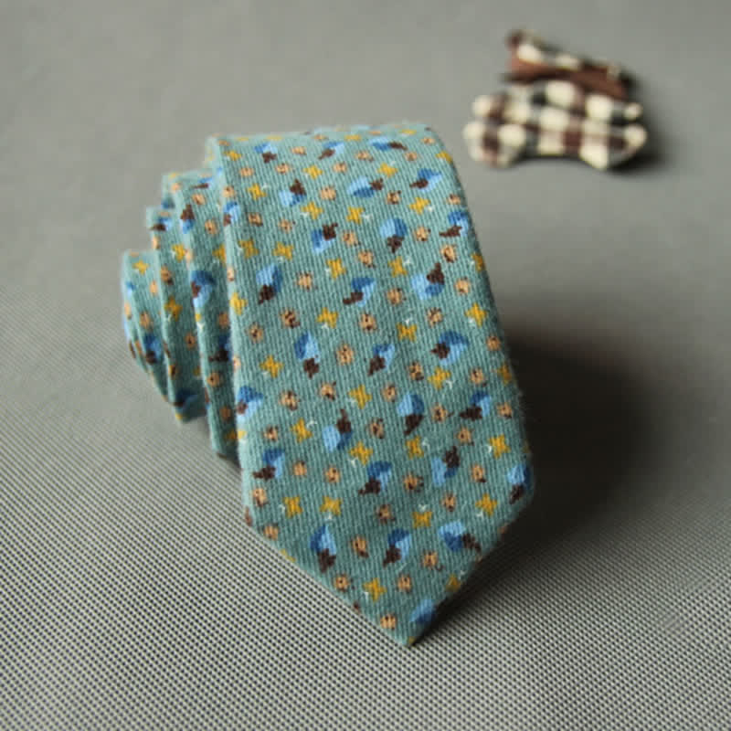Corbata casual de algodón con estampado floral fresco y bonito para hombre