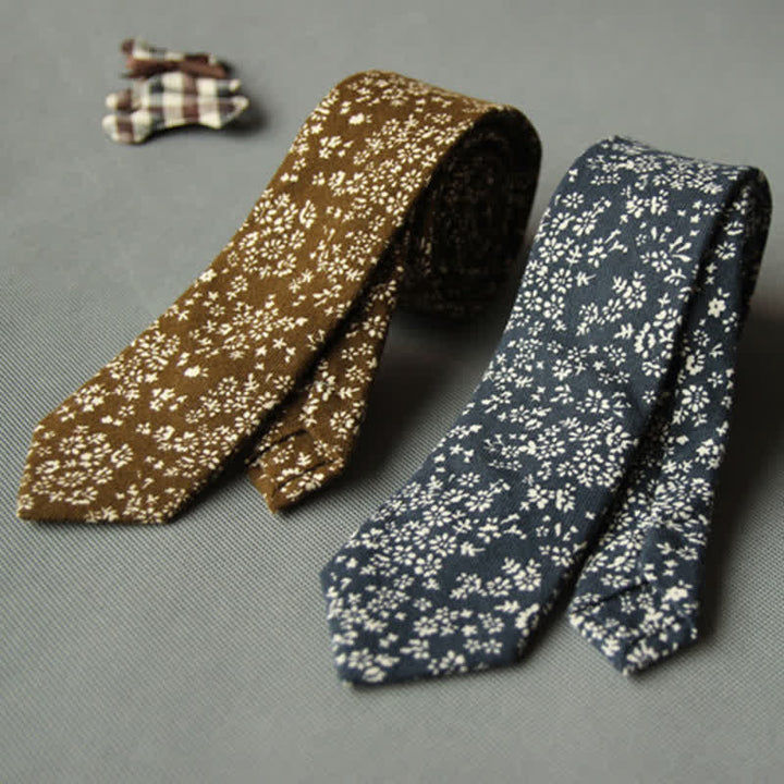 Corbata casual de algodón con estampado floral fresco y bonito para hombre