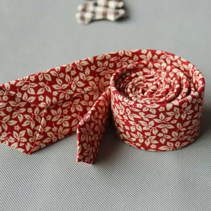 Corbata casual de algodón con estampado floral fresco y bonito para hombre