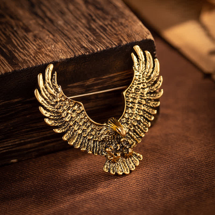 Broche retro de águila con alas extendidas para hombre