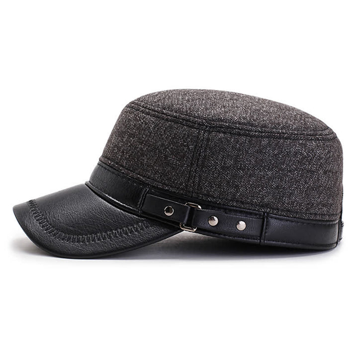 Gorro plano informal con orejeras cálidas para invierno