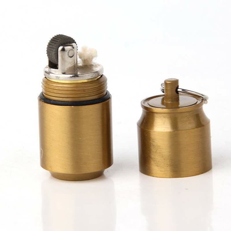 Encendedor de queroseno recargable con forma de lata en miniatura