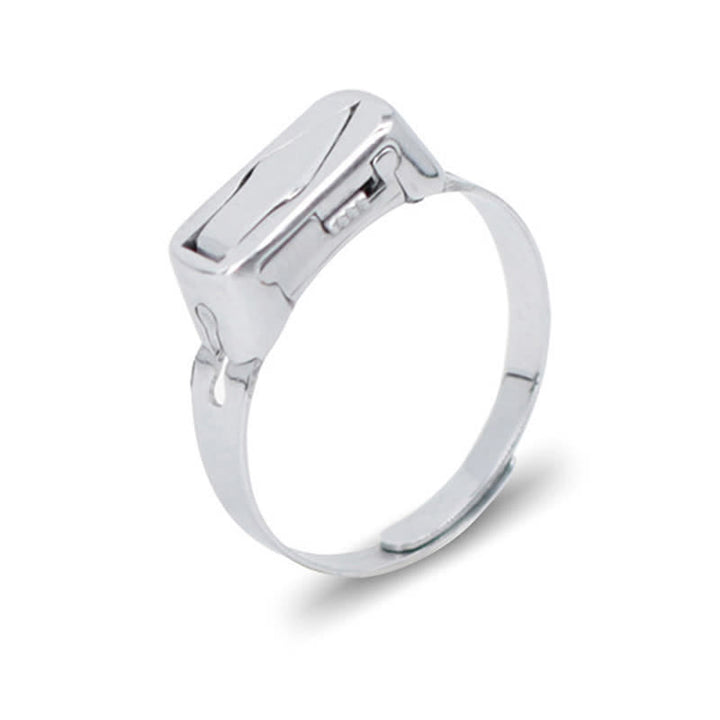 Anillo ajustable de apertura de cuchillo oculto multifuncional.