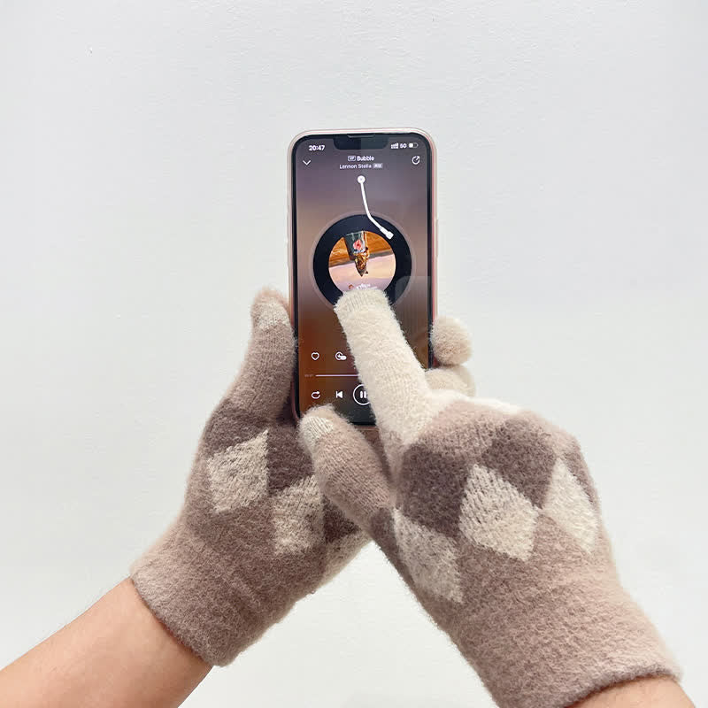 Guantes de punto de felpa cálidos con estampado de diamantes de colores