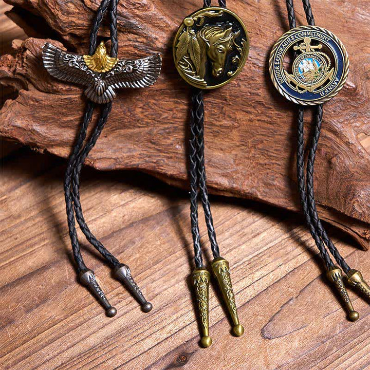 Conjunto de corbatas de bolo con ancla de la marina y águila voladora con diseño retro de caballo