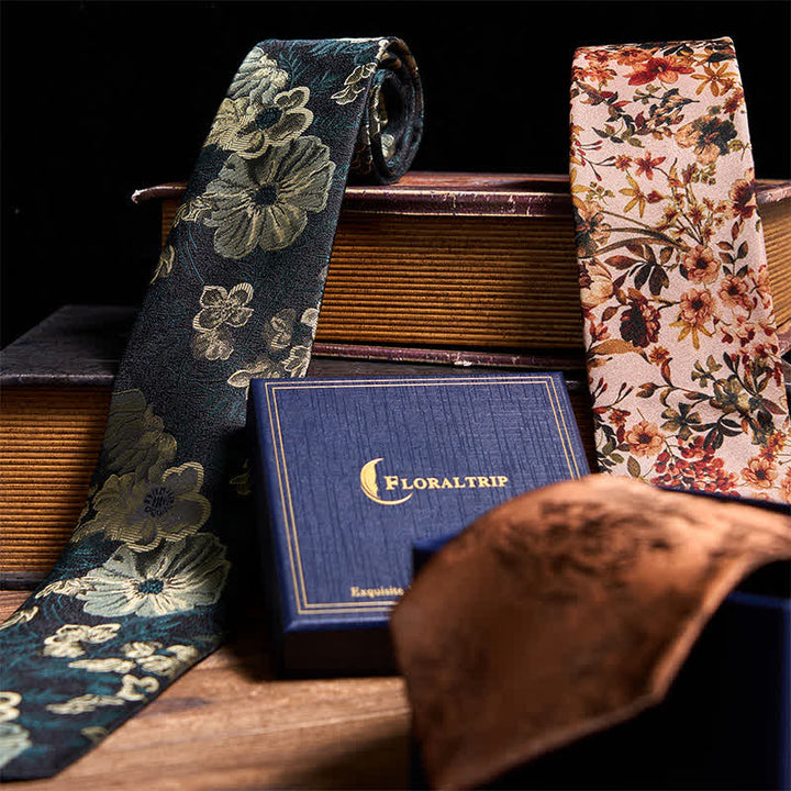 Conjunto de 3 corbatas elegantes e informales con diseño floral