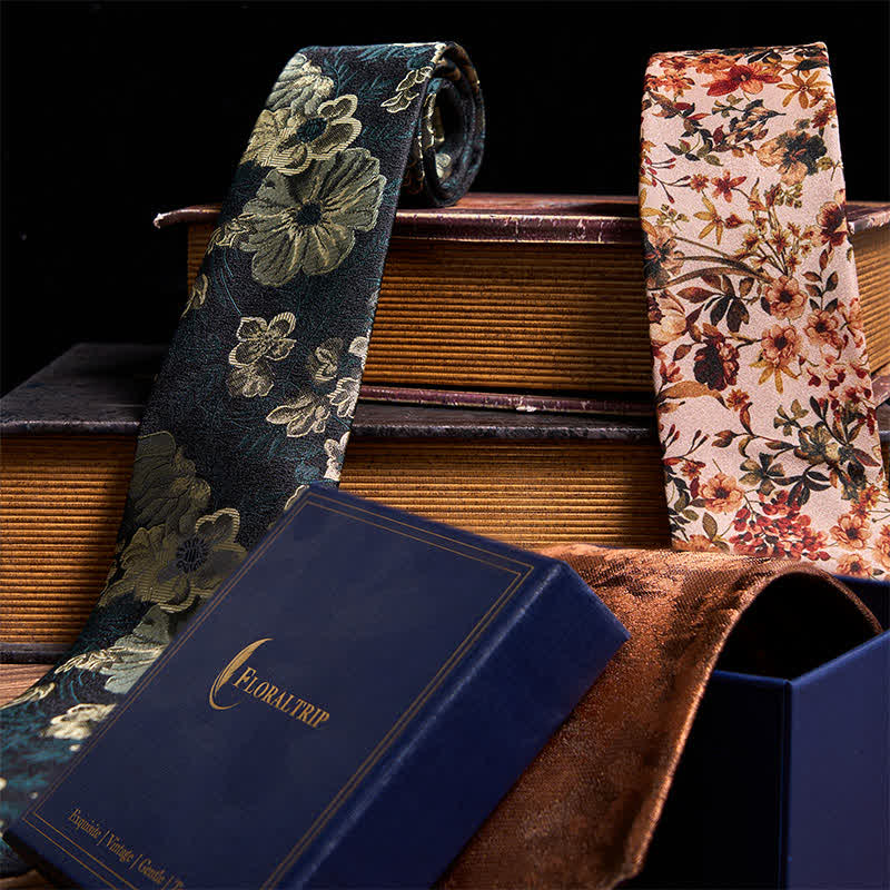 Conjunto de 3 corbatas elegantes e informales con diseño floral