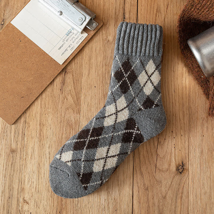 Calcetines de hombre estilo británico con rombos y rombos