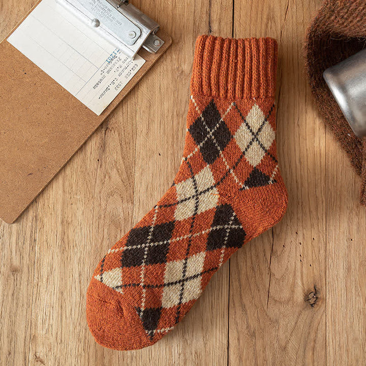 Calcetines de hombre estilo británico con rombos y rombos