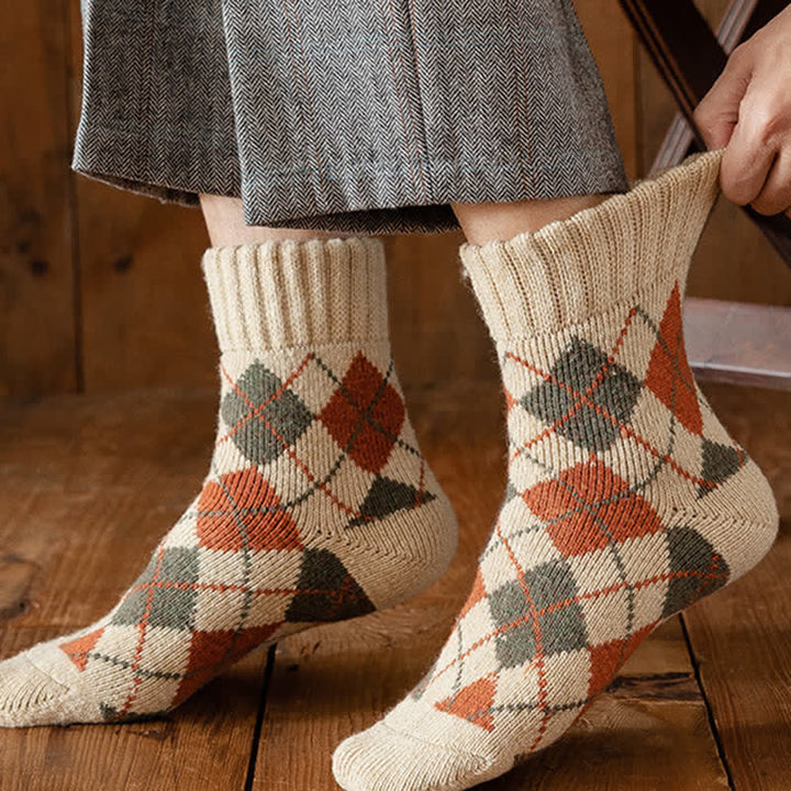 Calcetines de hombre estilo británico con rombos y rombos