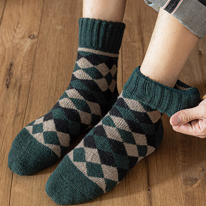 Calcetines de invierno con estampado de cuadros característicos para hombre