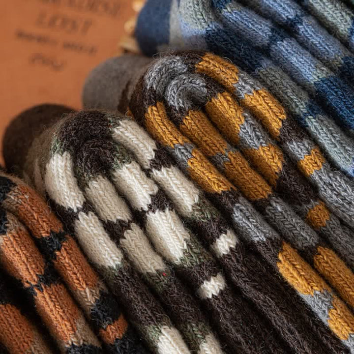 Calcetines de invierno con estampado de cuadros característicos para hombre